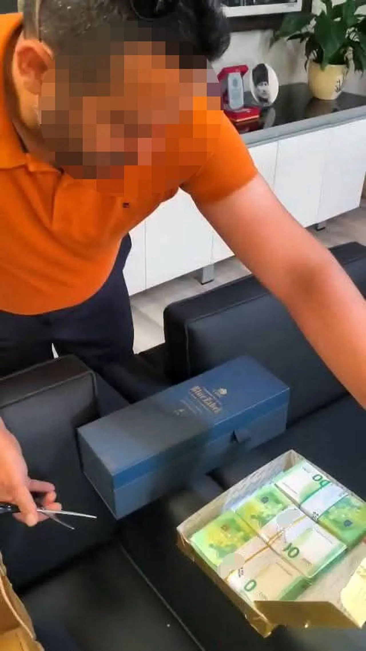 CHP'li Kara, baklava kutusunda rüşveti böyle savundu: Hediyeyi başka yerde alsa daha etik olurdu