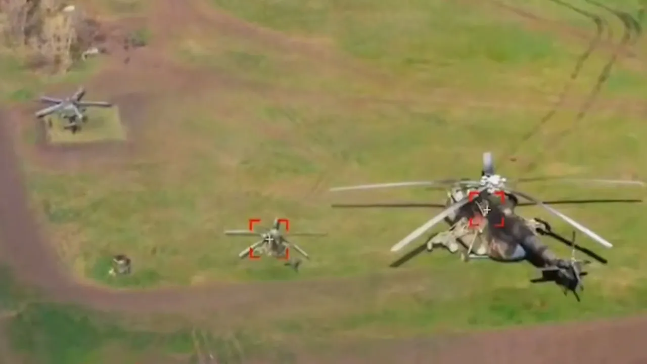İki helikopter böyle vuruldu! İHA saldırısı görüntülerini Ukrayna paylaştı 