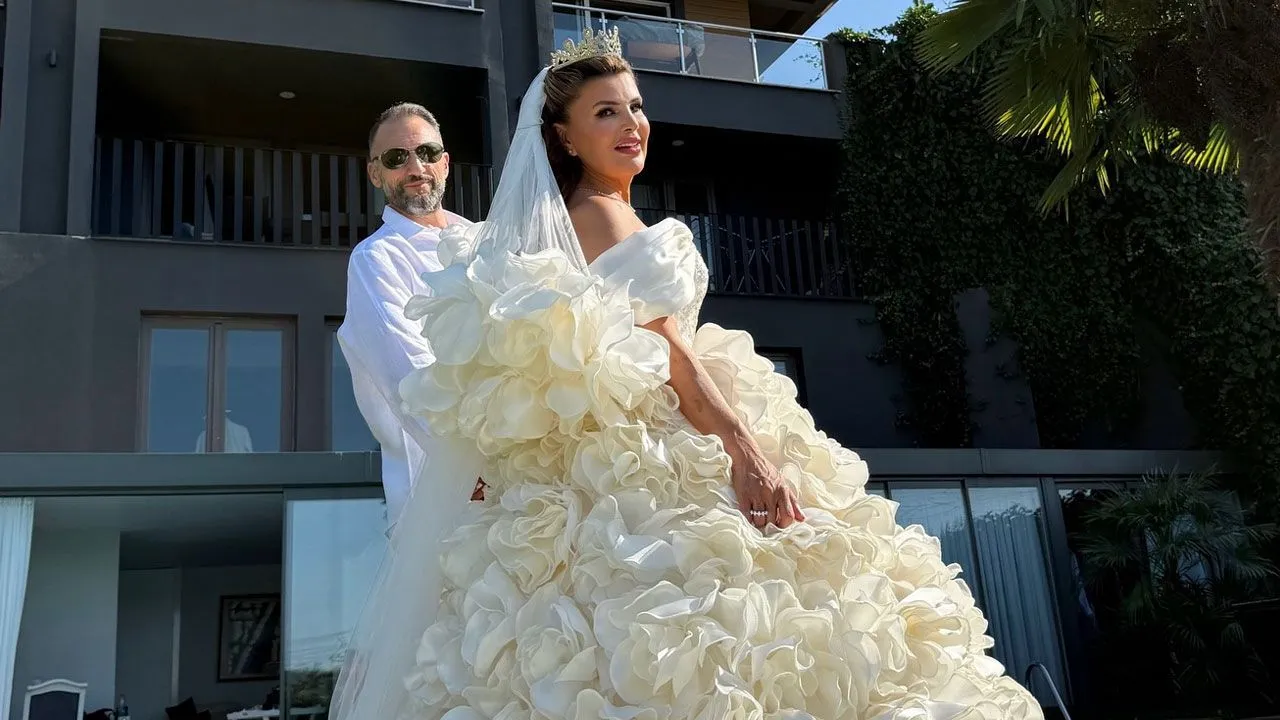 İkiz bebek beklediğini duyuran Nuray Sayarı gündem oldu! Nuray Sayarı kimdir, kaç yaşında?