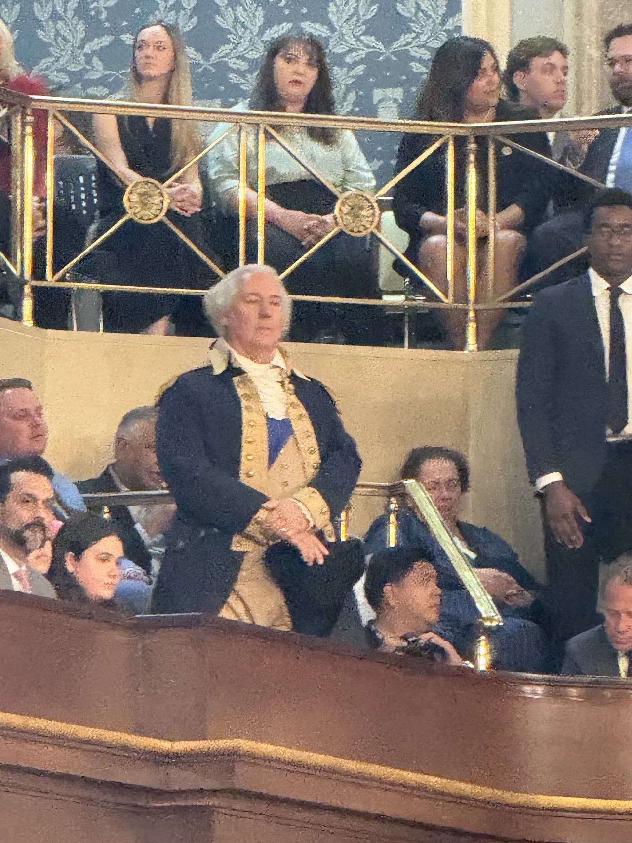 Kral'dan Trump'a tarih dersi: Biz olmasaydık, siz de Fransızca konuşuyor olurdunuz