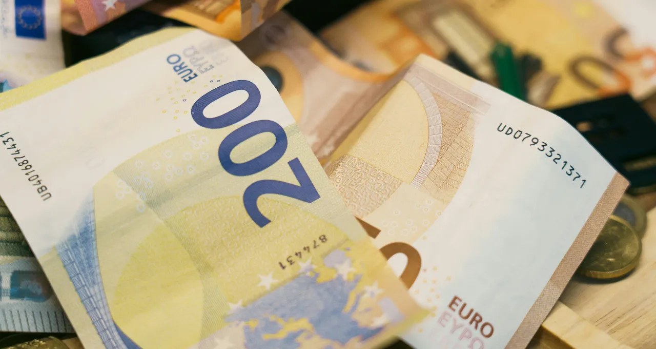 Sahte para ağı çökertildi! Evinden Avrupa’ya dağıtmış