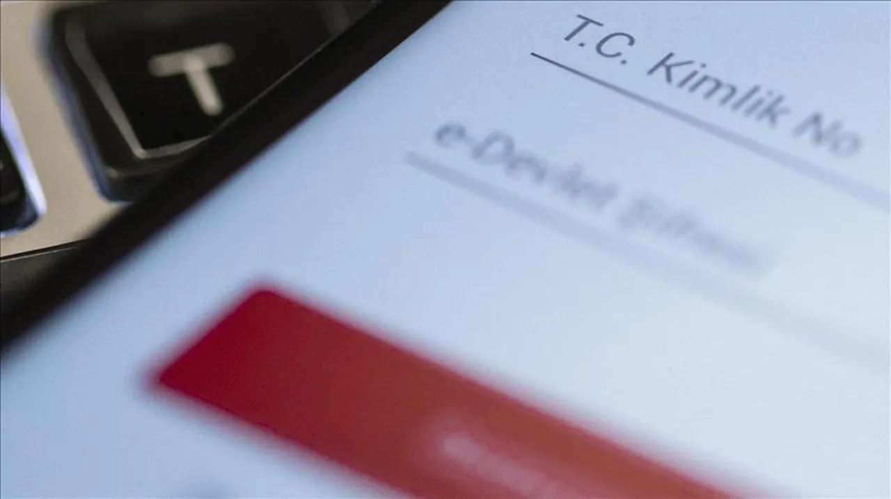 Yurt dışı cep telefonu kullananlar dikkat! Kritik tarih geldi