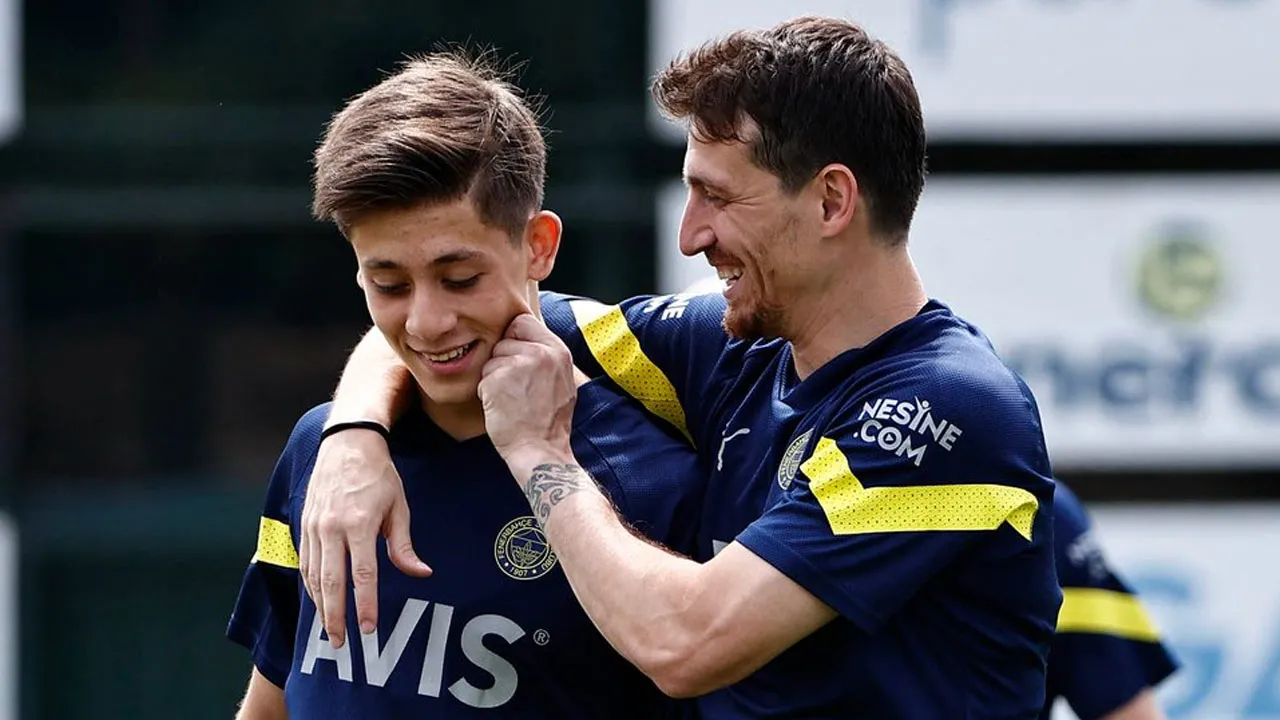 Arda Güler'den Mert Hakan Yandaş paylaşımı: Beğeni yağdı