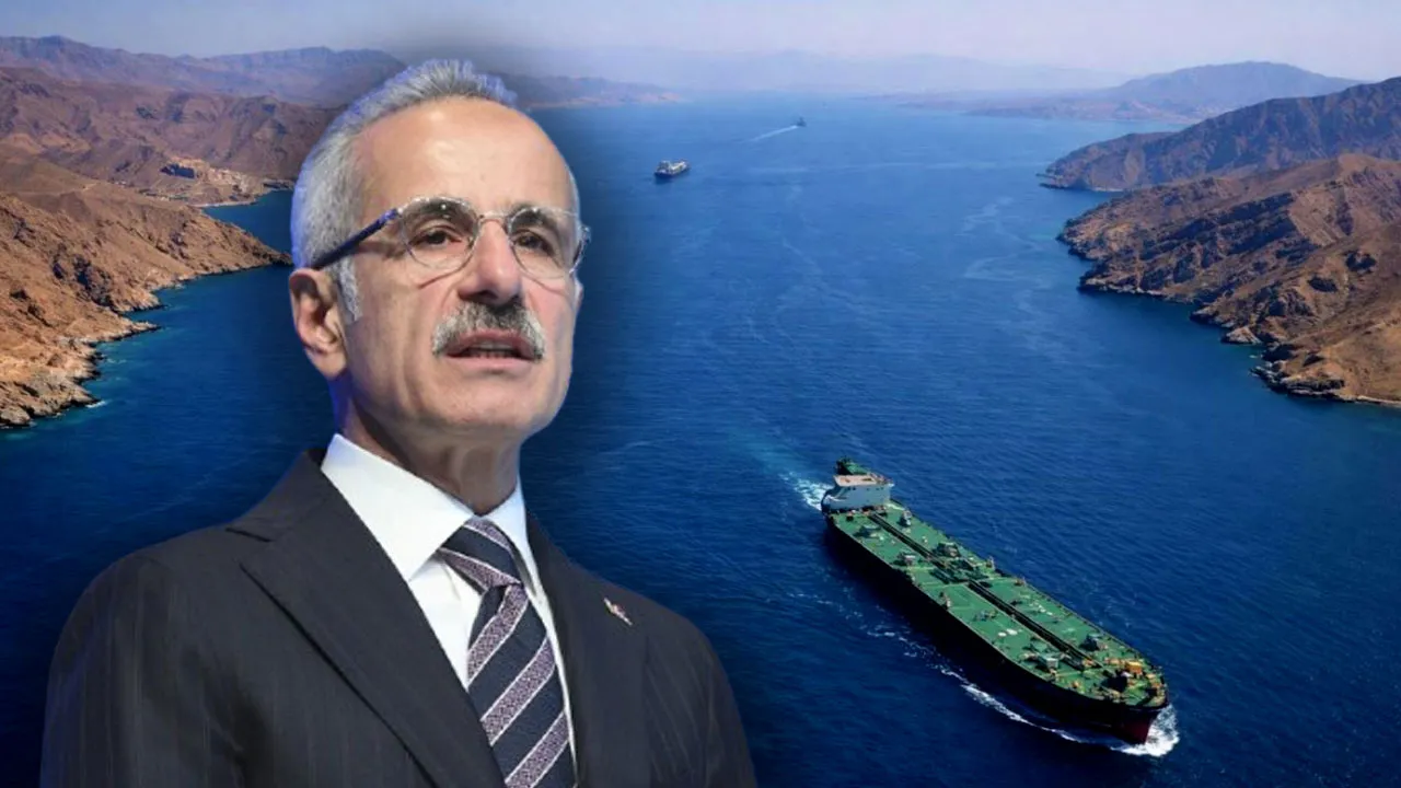 Bakan Uraloğlu açıkladı: Türk gemileri Hürmüz Boğazı'ndan geçti