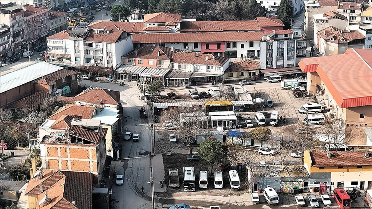 Fayın kucağındaki ilçe! Sındırgı depremi sonrası Osman Bektaş uyardı: Mesaj çok net
