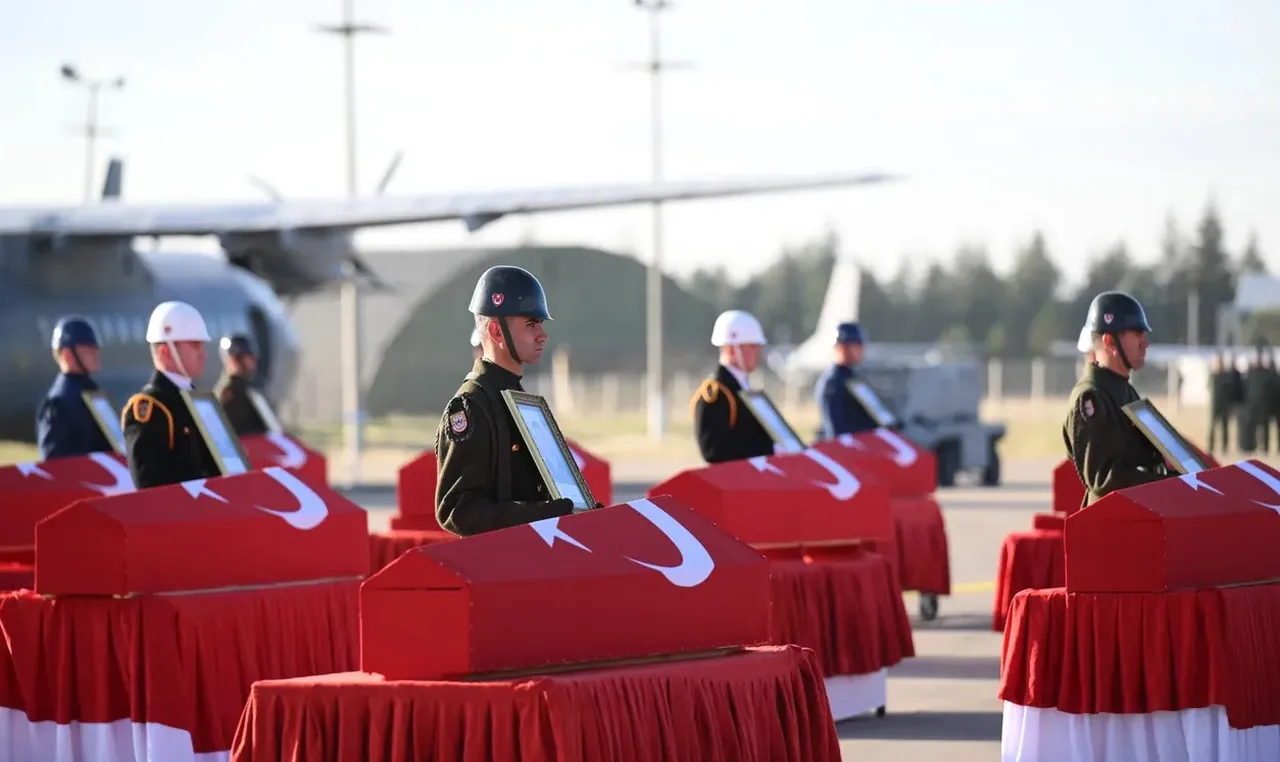 Gürcistan'da düşen uçakla ilgili rapor tamam: Patlayıcı izi bulanamadı