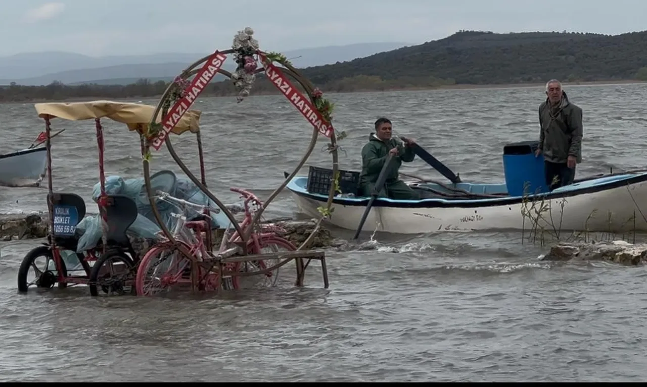 ‘Küçük Venedik’ suya gömüldü!  Gölyazı’da 2 gün süren sağanak sonrası derinlik 10 metreyi aştı