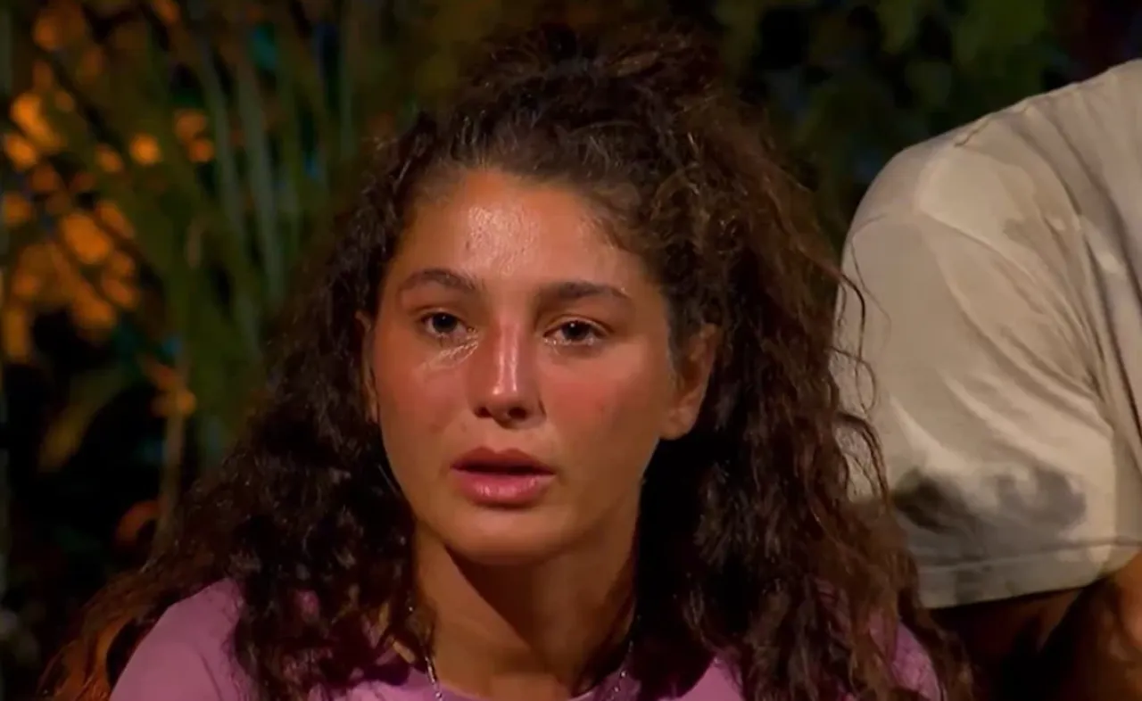 Survivor Seren Ay diskalifiye mi oldu, elendi mi? 'Yarışmayı bırakmak istiyorum' dedi