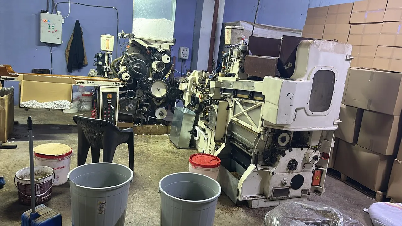 Tarihi operasyon! Geri dönüşüm tesisi verilen fabrikadan 170 milyon liralık kaçak mal çıktı