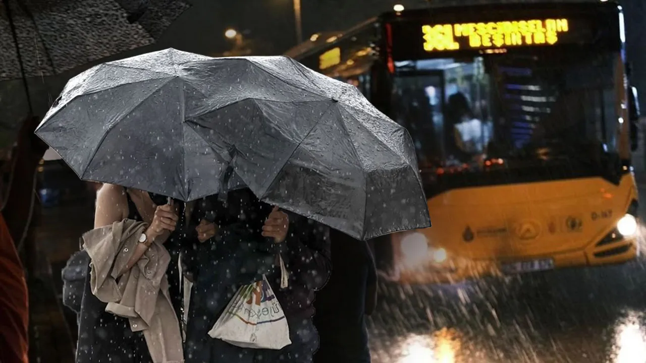 Aralıksız 15 saat yağacak! Şemsiyeleri hazırlayın, İstanbul'da yağmur kapıda