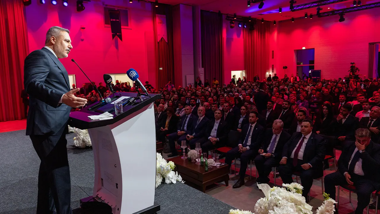 "Birbirimize sırtımızı dayasak sorunların yüzde 80'i çözülür!" Fidan'dan komşulara çağrı