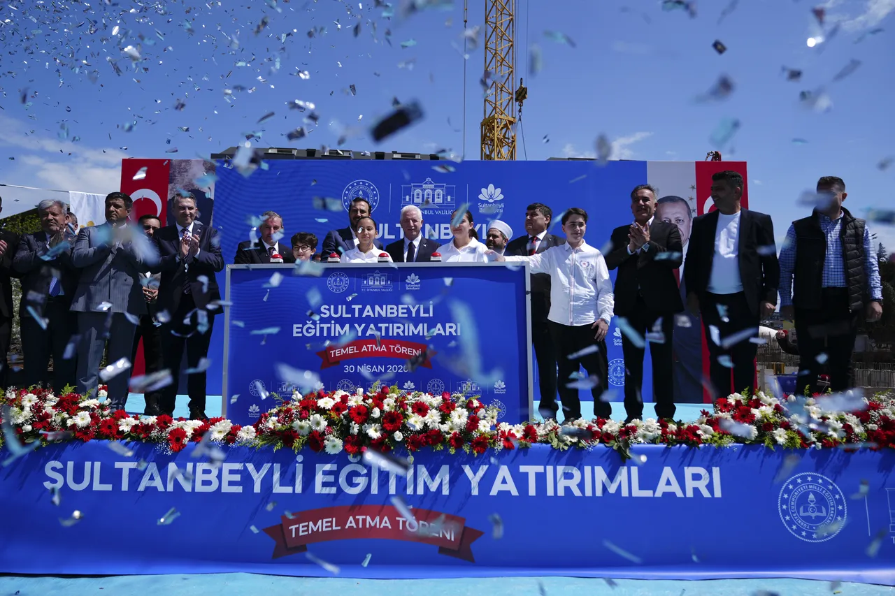 Cumhurbaşkanı talimat vermişti! Sultanbeyli’de 3 okulun temeli atıldı, Vali Gül açıkladı: 100 anaokulu yapacağız