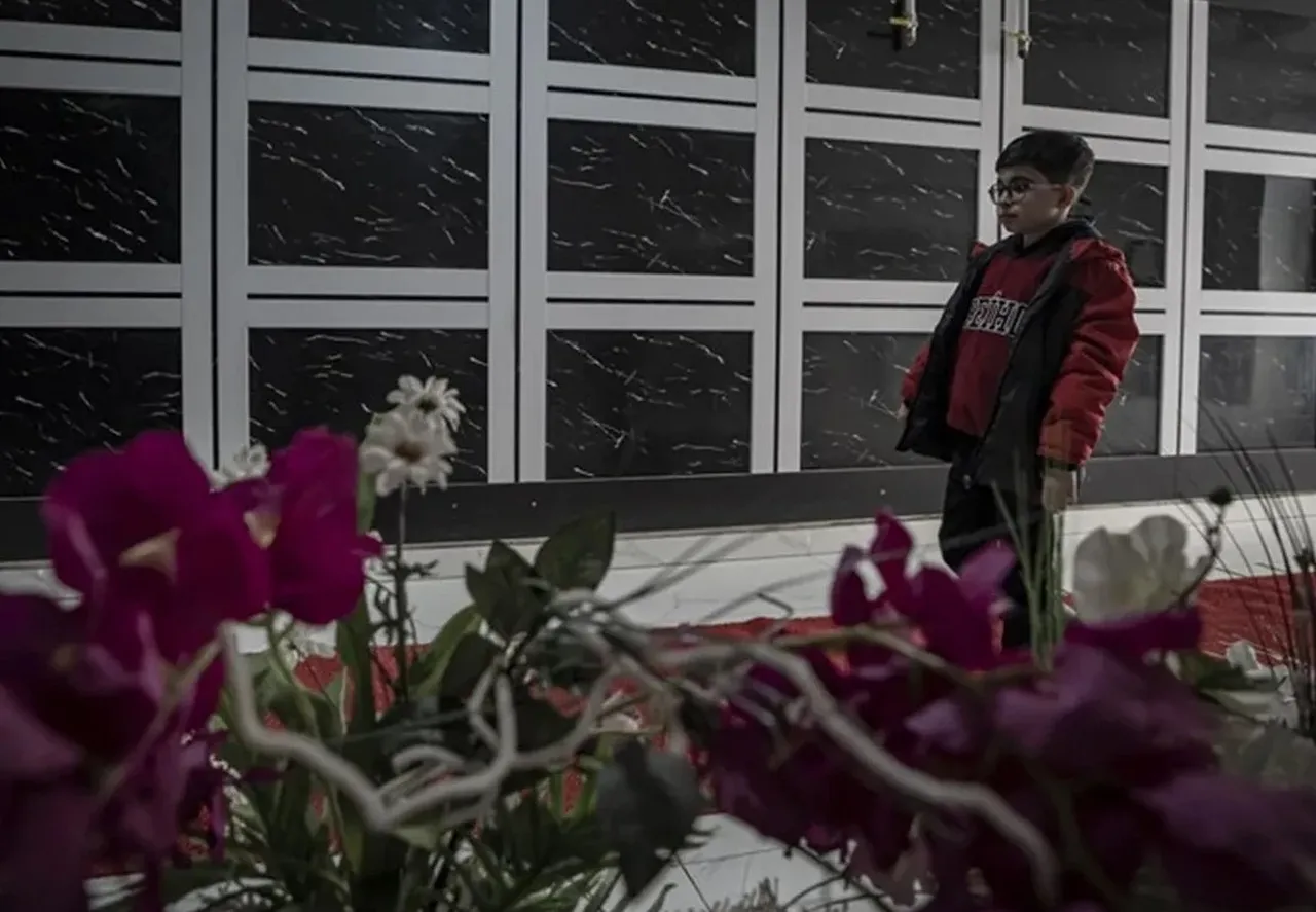 DMD hastası Ahmet Sami umutla bekliyor!