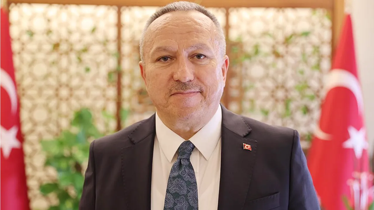 Emniyet Genel Müdürü olarak atanan Ali Fidan'la ilgili ilginç detay! İlk sivil 'orgeneral' olmuş