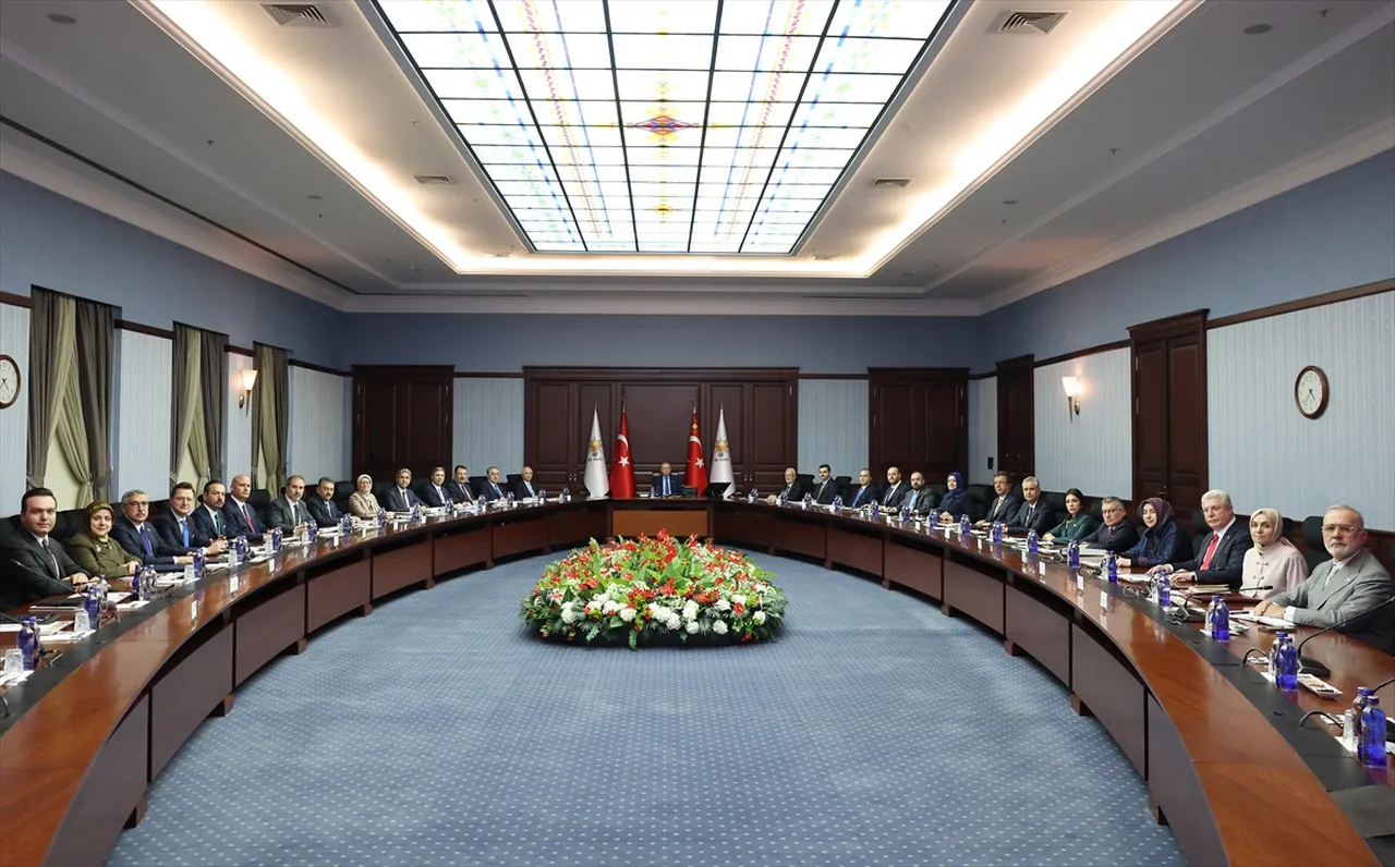 Erdoğan, MYK'da okul saldırılarını değerlendirdi: Toplumun acısı bizim acımızdır!