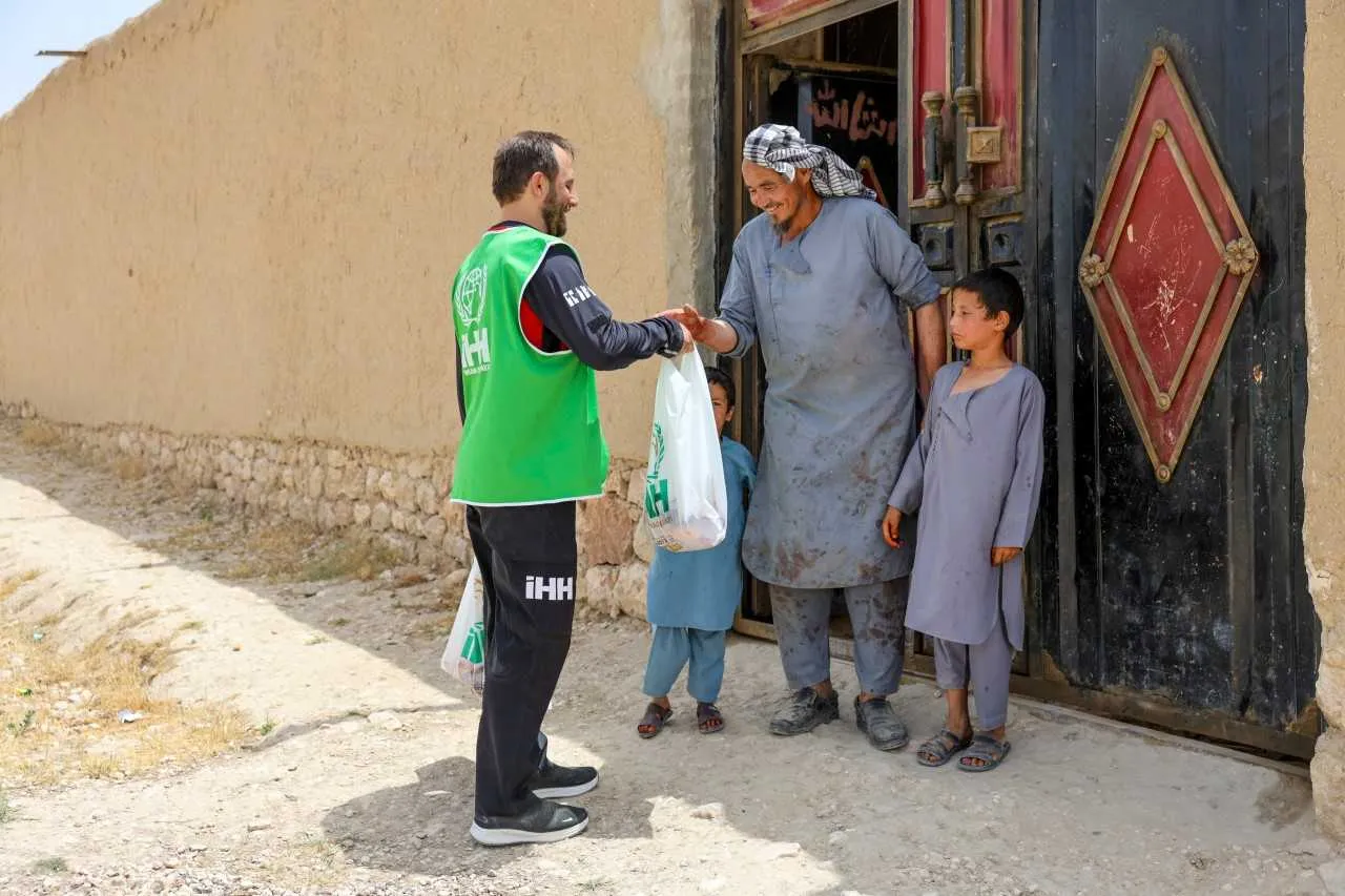 İHH, bu yıl 61 ülkede 3,5 milyon kişiye kurban ulaştırmayı hedefliyor