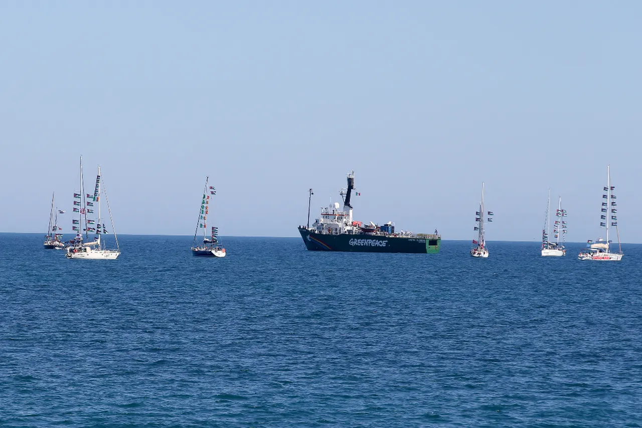 İsrail, Sumud Filosu'na müdahaleye başladı