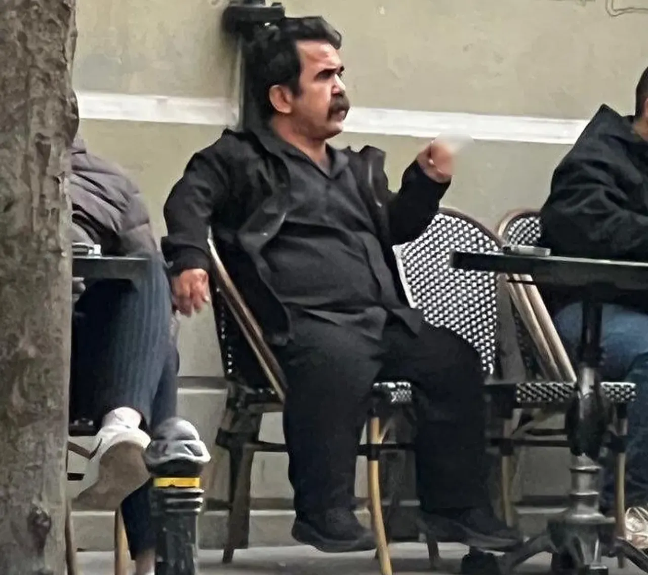 “Öldü” iddialarıyla anılıyordu: Çaycı Hüseyin uzun süre sonra ortaya çıktı