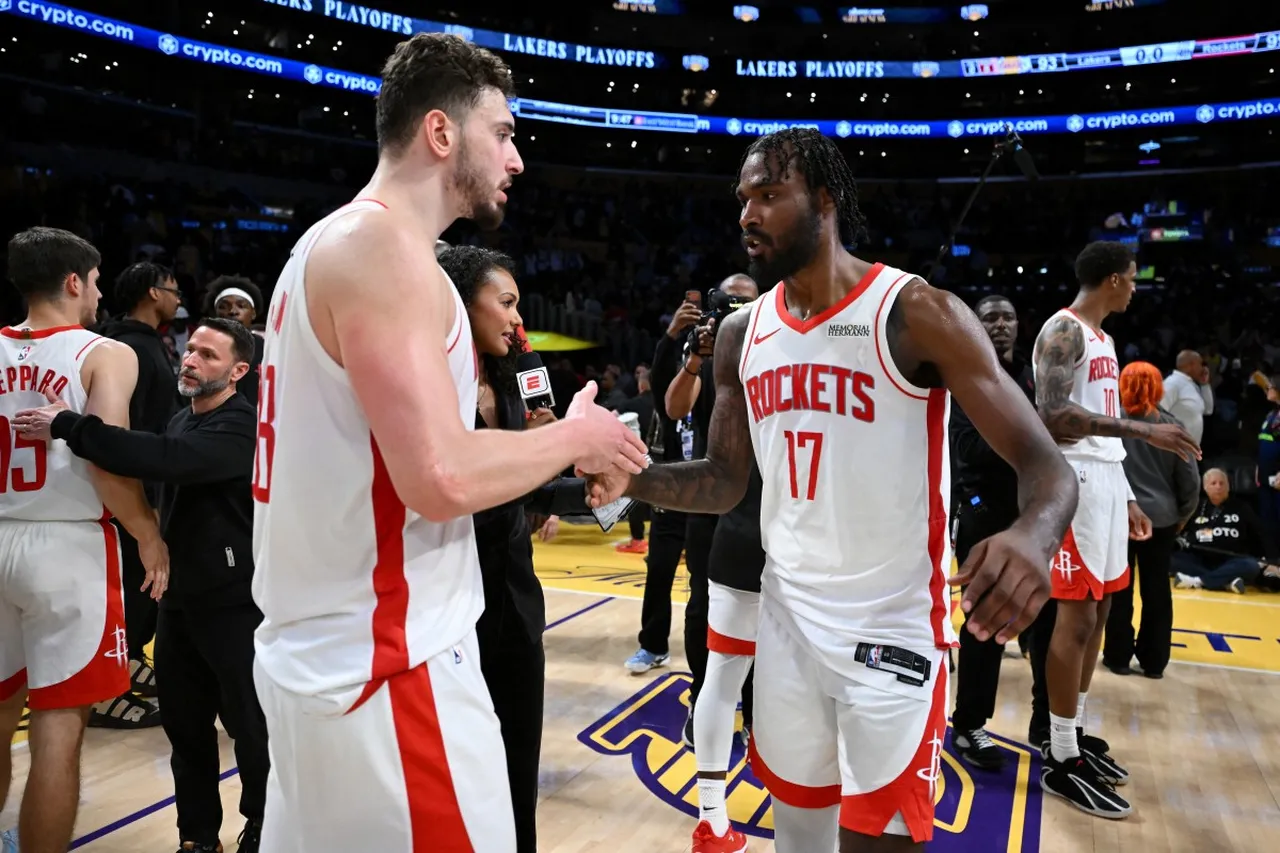 Alperen Şengün - Tari Eason