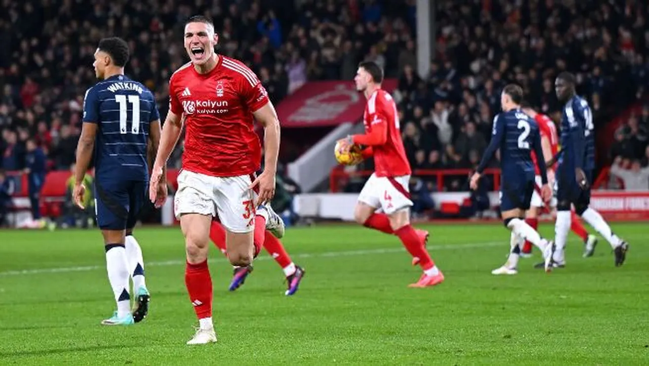 Şifresiz canlı yayın! Şampiyonlar Ligi yarı finali Nottingham Forest-Aston Villa maçı hangi kanalda, saat kaçta?