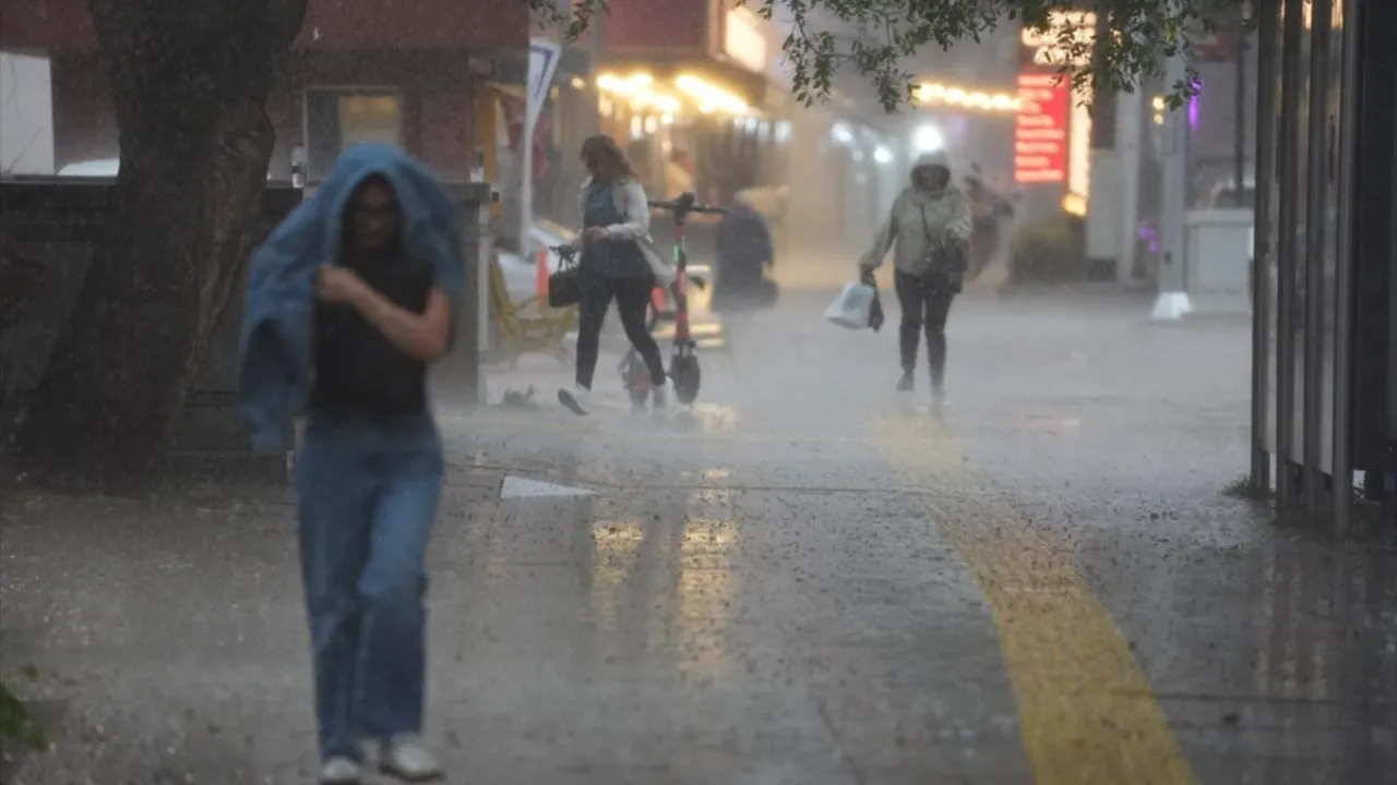 Yaz geliyor derken kış dönüyor... Sıcaklık 10 derece birden düşecek, kar kapıda