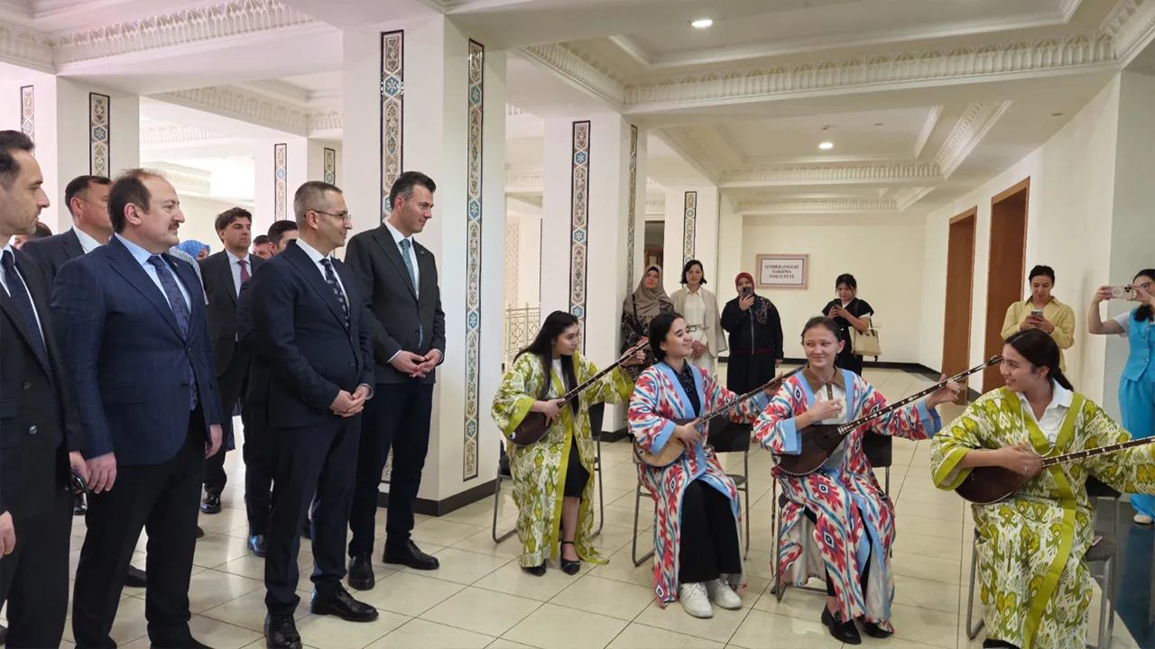 Yunus Emre Enstitüsü Başkanı, Türk dünyası açılımını gazetemize anlattı: 100 yıllık arayı kapatıyoruz