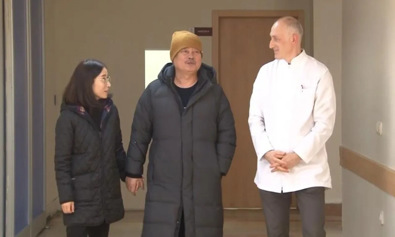 Ameliyat sonrası mutluluğu yaşadılar! Koreli çiftten sıcak mesaj: ‘Yüreğimizdeki memleket burası’