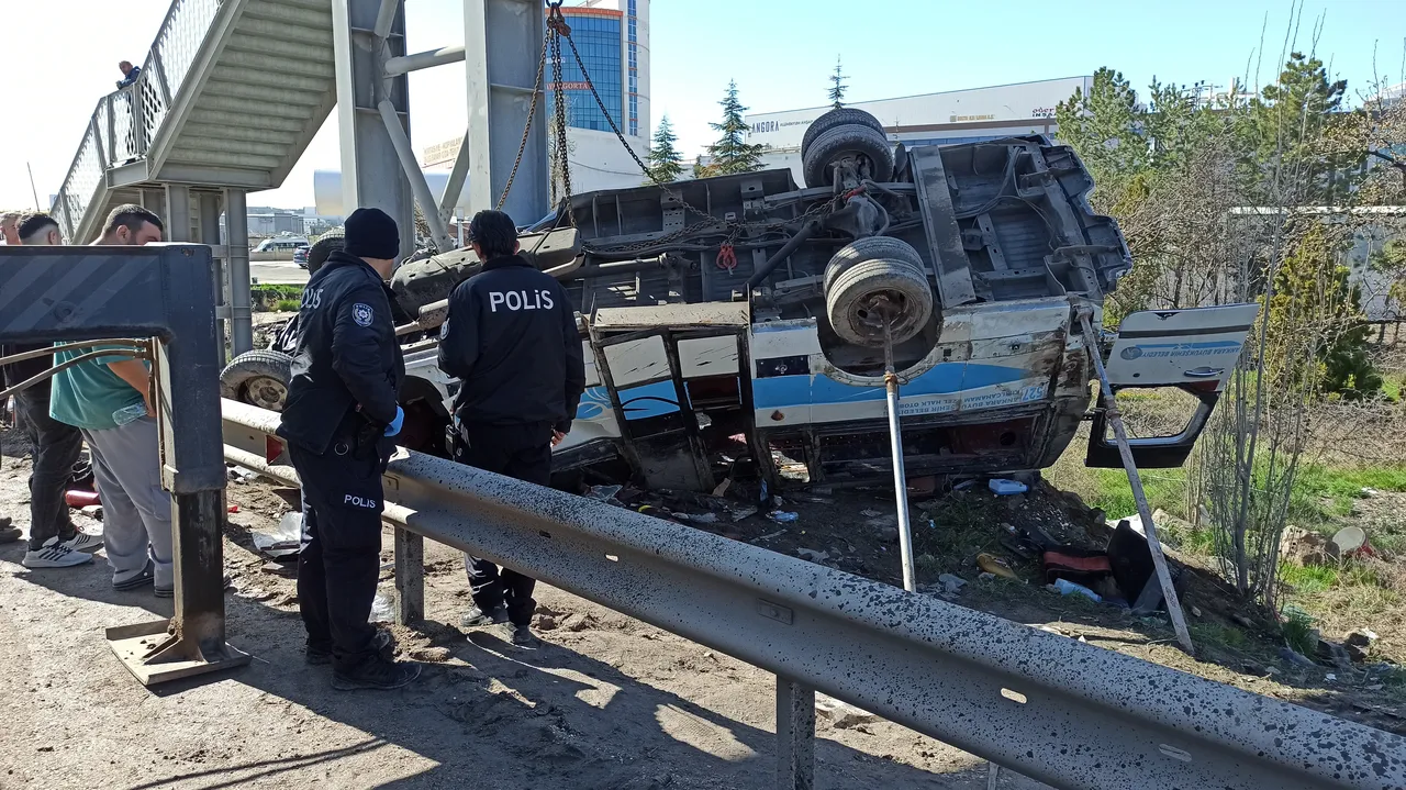 Ankara'da otobüs kazası!  ölü, çok sayıda yaralı var