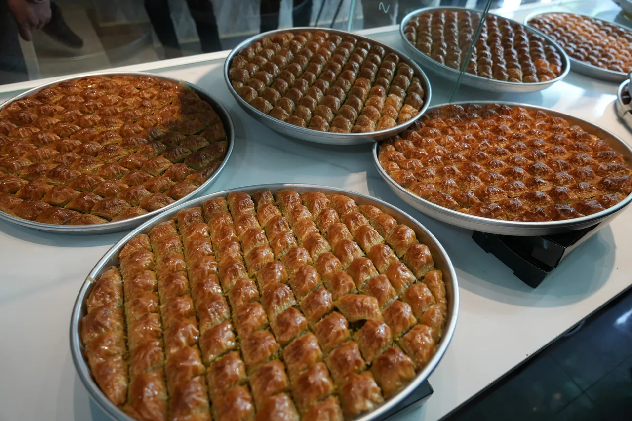 Belediye'den "uygun fiyatlı baklava" projesi! Geliriyle her ay bir şehit yakınına ev alınacak