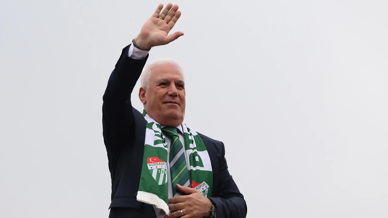 Bursa Büyükşehir Belediye Başkanı Mustafa Bozbey görevden uzaklaştırıldı