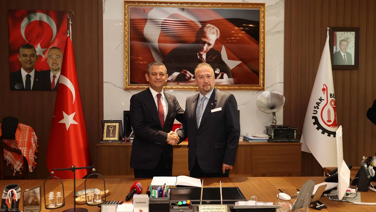 CHP, Özkan Yalım’ı ihraç edememişti! Sebebi ortaya çıktı, Özgür Özel’i “Konuşurum” diye tehdit etmiş