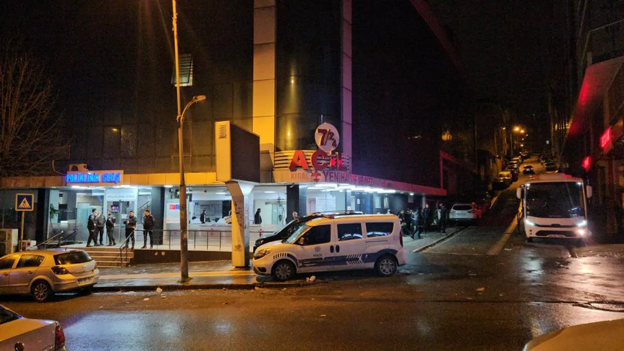 Esenyurt karıştı! Hamile kadın doğumda öldü, yakınları hastaneyi bastı