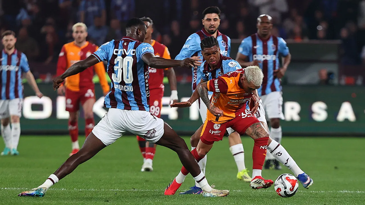 Fenerbahçeli yöneticiden Galatasaray için olay paylaşım 