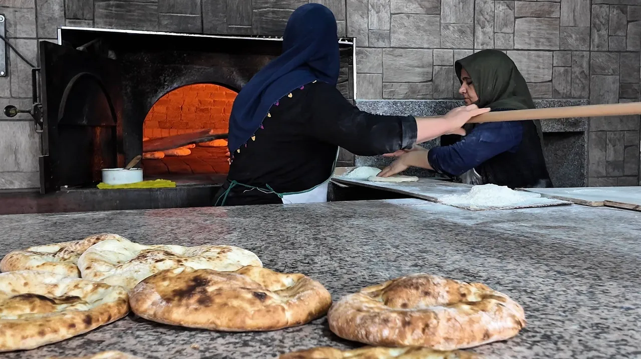 Giresun’un eşsiz sırrı! Kara fırında 5 dakikada pişiyor, yoğun talep var