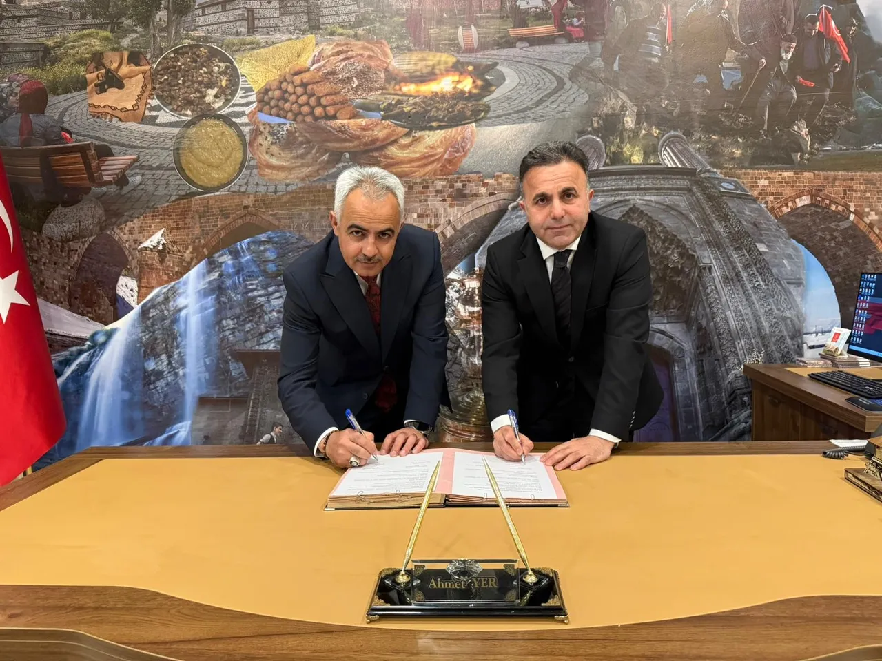 Oltu’nun atıl hazinesi canlanıyor: Tarihi yapı sosyal yaşam alanına dönüşüyor