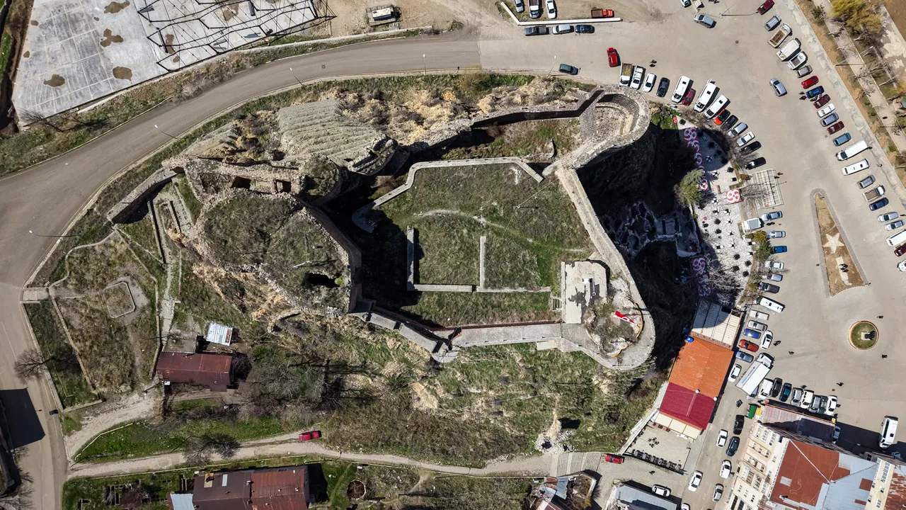 Urartu mirası şaha kalkıyor: Erzurum Oltu Kalesi’nde büyük restorasyon başlıyor