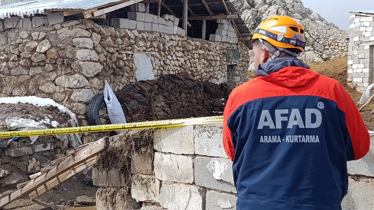 5.2’lik Van depremi sonrası Naci Görür ve Osman Bektaş’tan peş peşe uyarı: 7 büyüklüğünde üretebilir!