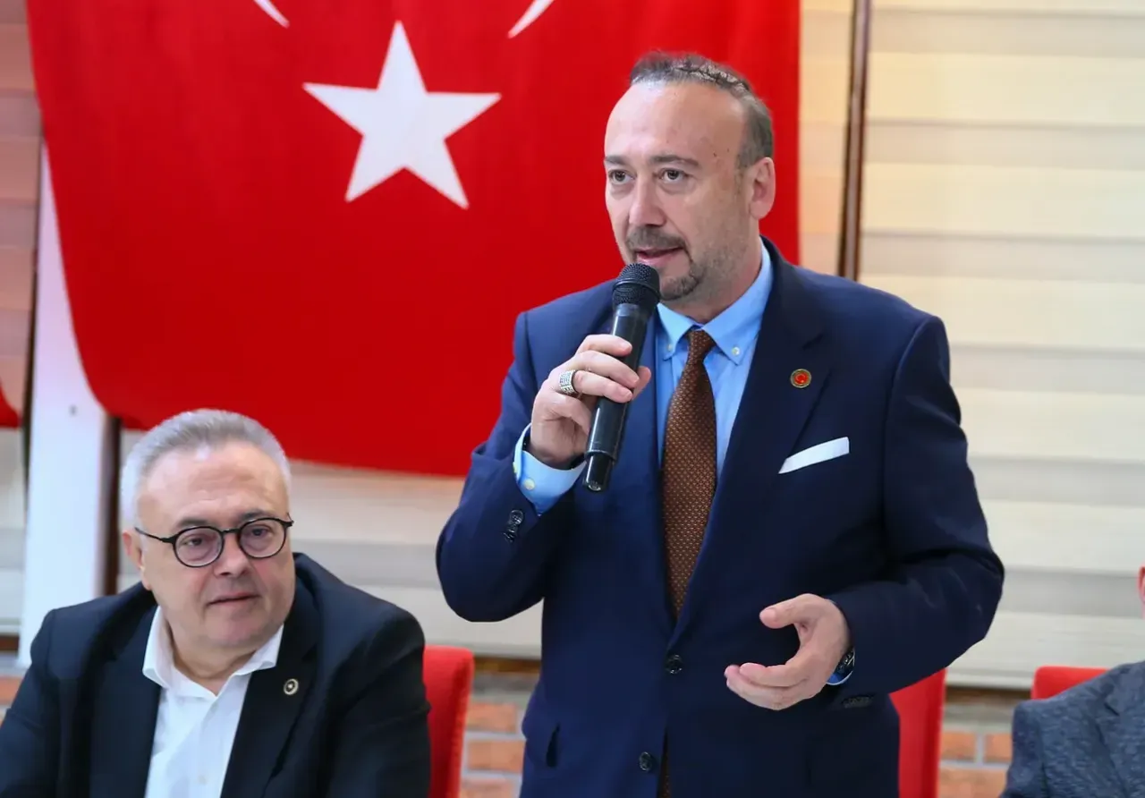 CHP’den Uşak Belediye Başkanı Özkan Yalım için kesin ihraç istemi