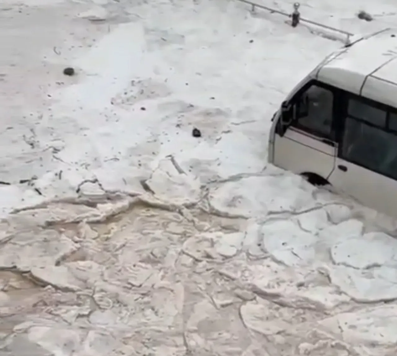 Dolu, hortum ve sağanak! Adanada peş peşe korkutan olaylar
