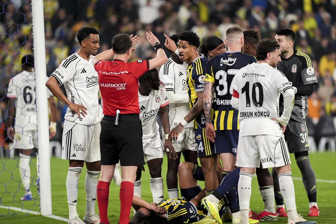 Fenerbahçe, Beşiktaş'ı 90+11'de devirdi: Zirvede işler kızıştı