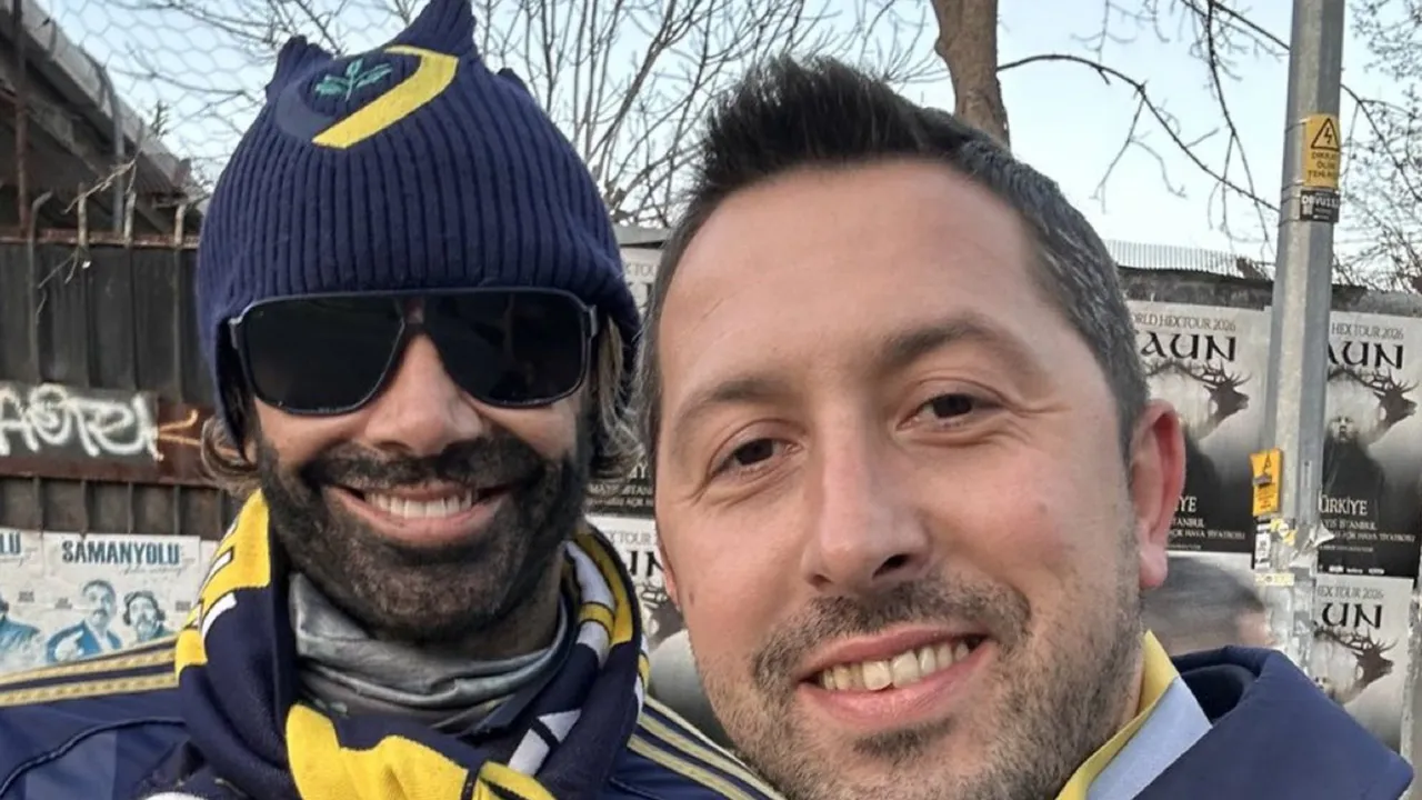 Fenerbahçe efsanesi tribünde! 2020'yi tekrarladı, kamufle olup taraftarın içine karıştı