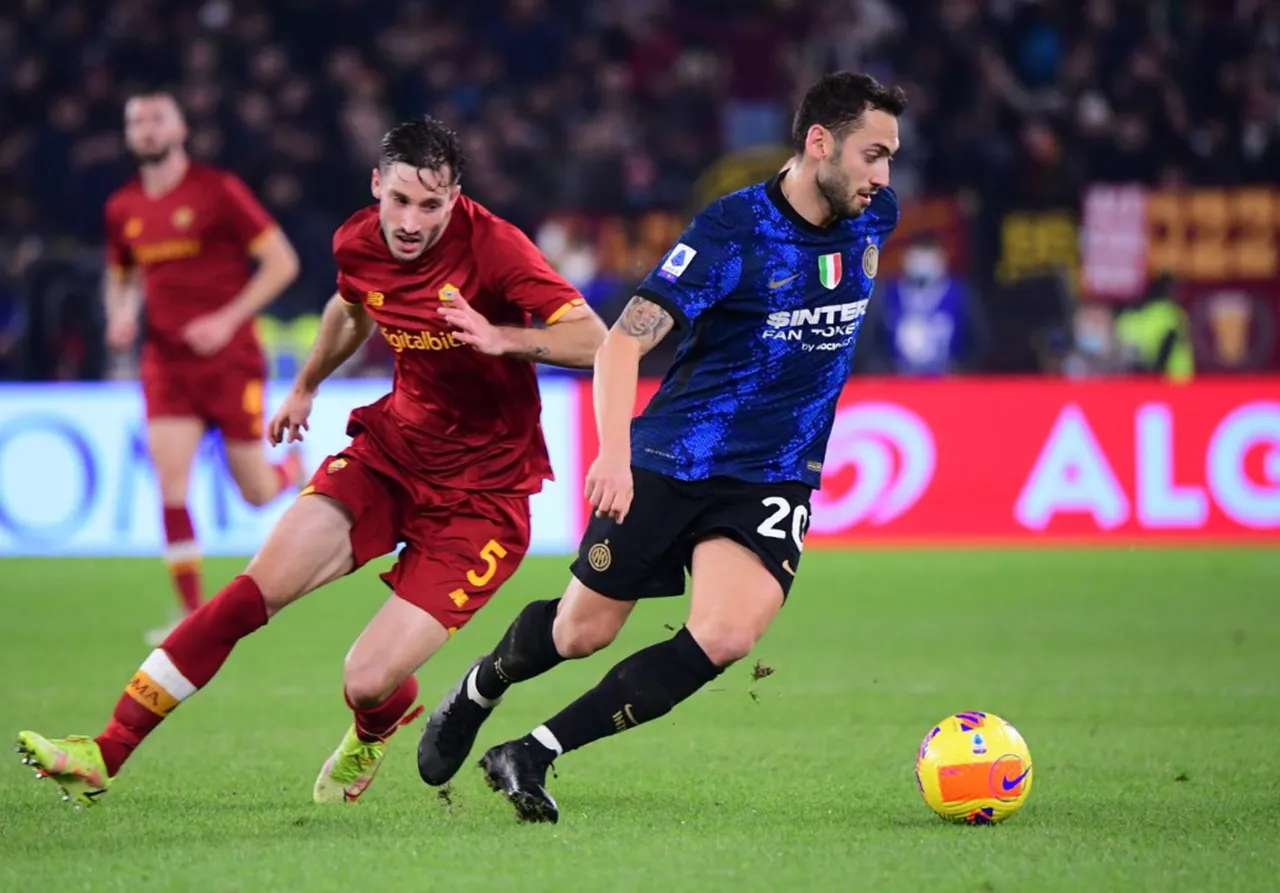 Hakan Çalhanoğlu ilk 11'de bekleniyor! Inter-Roma maçı hangi kanalda, saat kaçta?