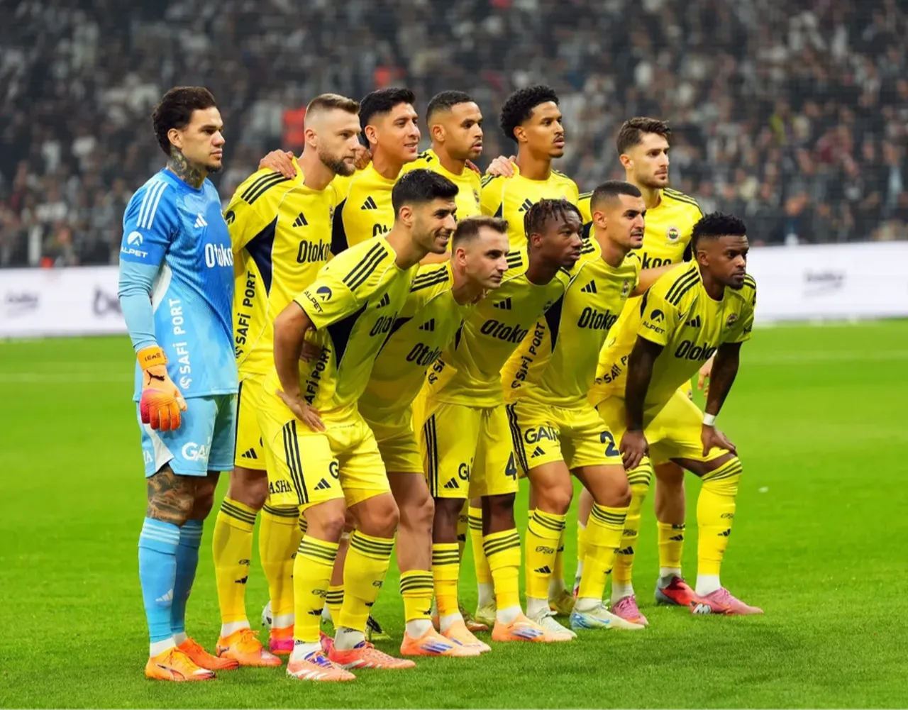 İşte canlı yayın bilgileri! Fenerbahçe Beşiktaş maçı nerede izlenir, hangi kanalda, saat kaçta?