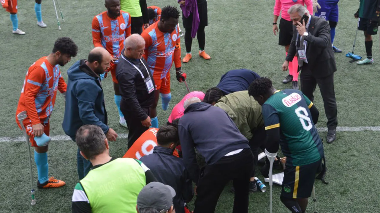 Maç esnasında kalp krizi geçiren antrenörden acı haber