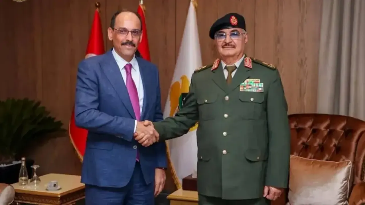 Yunanistan'ın Mavi Vatan kumpası Hafter duvarına çarptı! İngiliz basını "Türk İHA'larına yenildiler" dedi