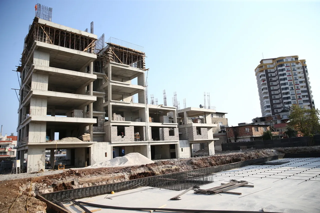 0,69 faiz, 1 yıl ödeme yok! İstanbul'da 3 milyon TL'lik kentsel dönüşüm kredisi başvuruları başladı