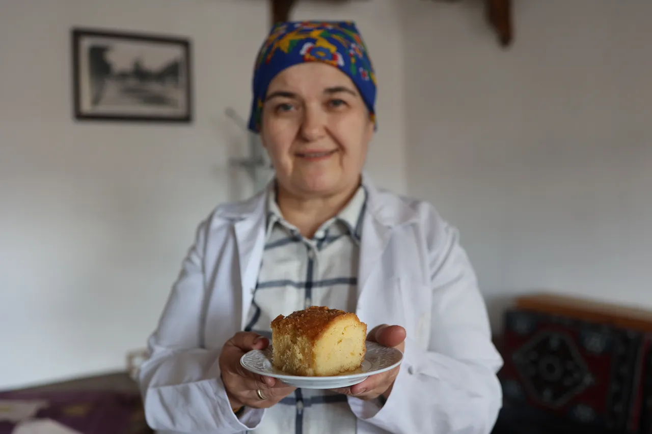 20 adet yumurta, un, şeker ve tuz ile yapılıyor! Çankırının tescilli lezzeti damak çatlatıyor