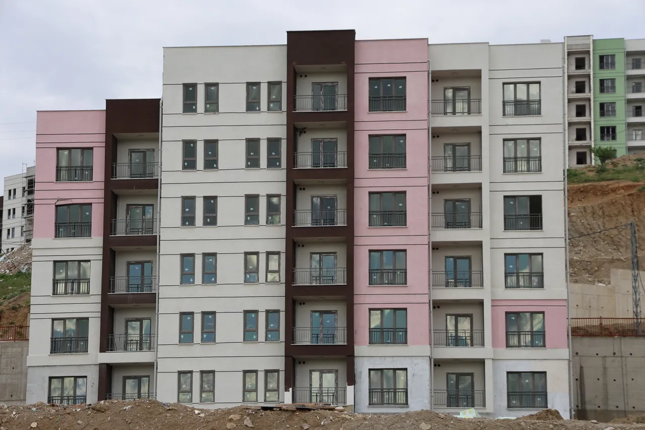 2+1 ve 3+1 daire seçenekleriyle 5 bin konut! TOKİ Savrandere projesinin yüzde 59,49u hazır