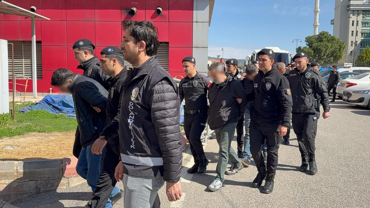 6 yılda tek yöntem! 521 milyonluk vurgun yapan öğretim görevlisinin planı ortaya çıktı