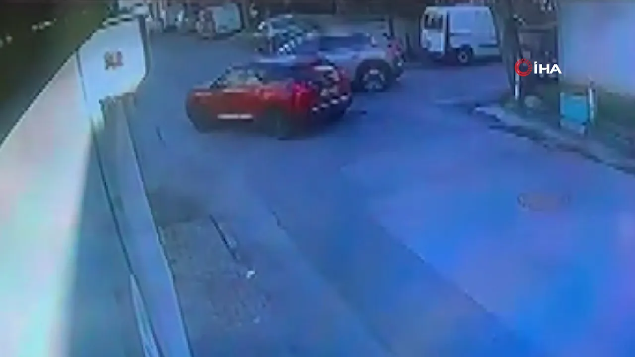 Eyüpsultan'da kaldırılan hız kesici kasis kazalara davetiye çıkardı! Yarım saatte iki kaza